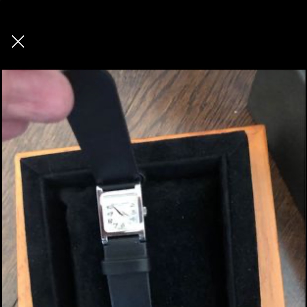 Watch - Picture 2 of 4